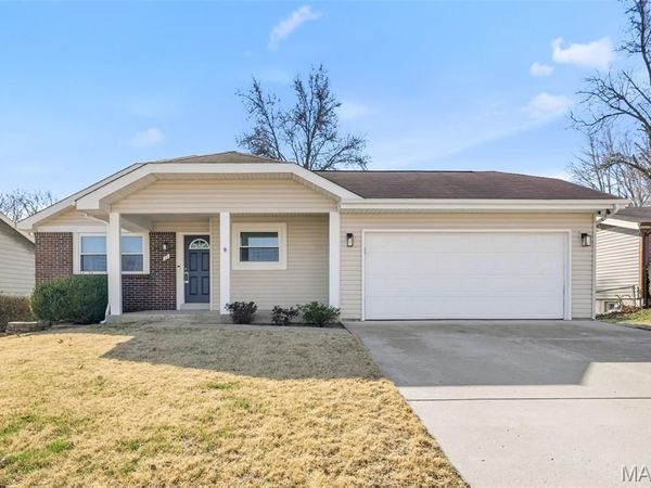 13 Northwinds Drive, St Peters, MO 63376