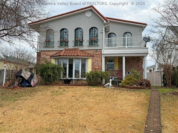 1216 Kanawha Avenue, Dunbar, WV 25064