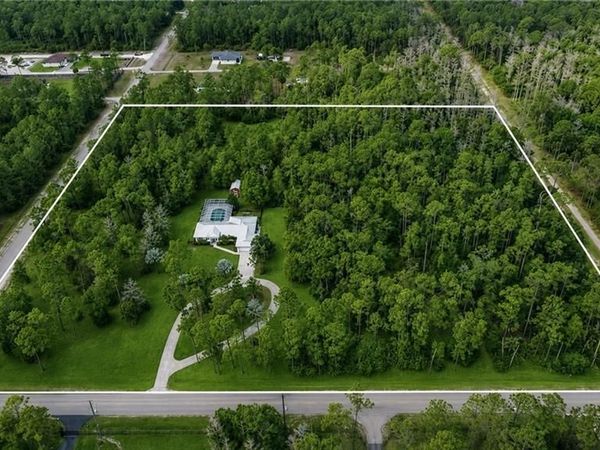 825 Desoto BLVD N, NAPLES, FL 34120