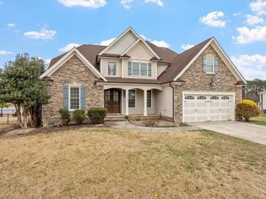 1013 Black River Drive, Zebulon, NC 27597