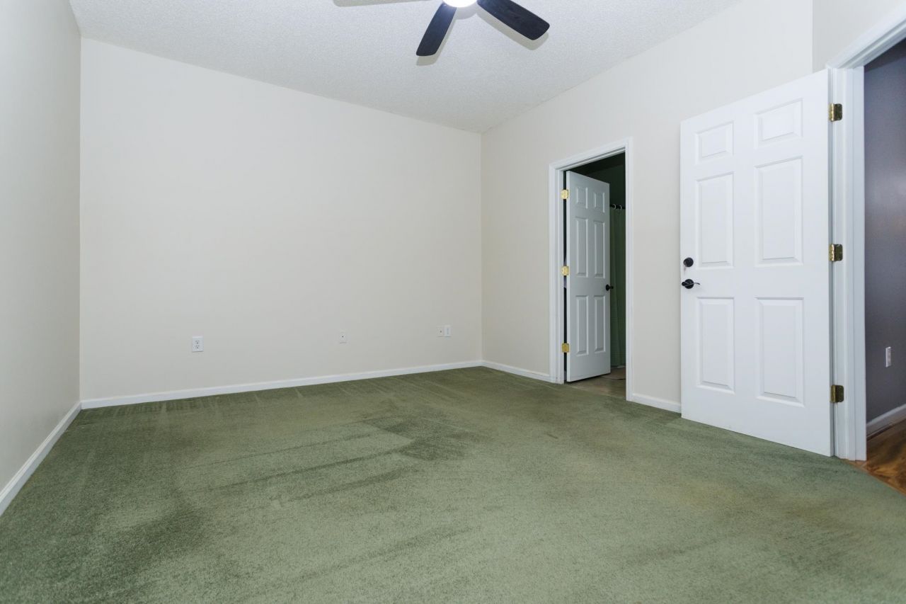 160 Lazy Willow Ln. Photo 14