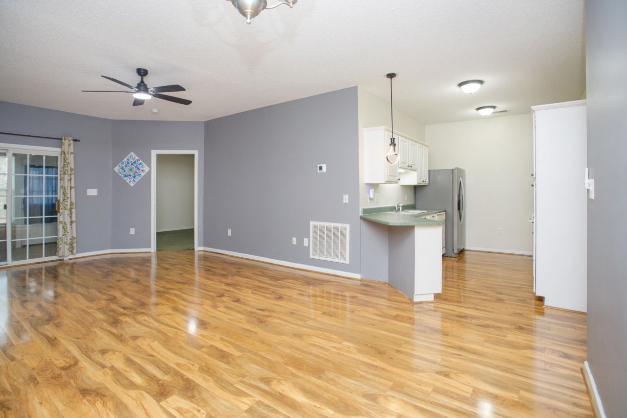 160 Lazy Willow Ln. Photo 6