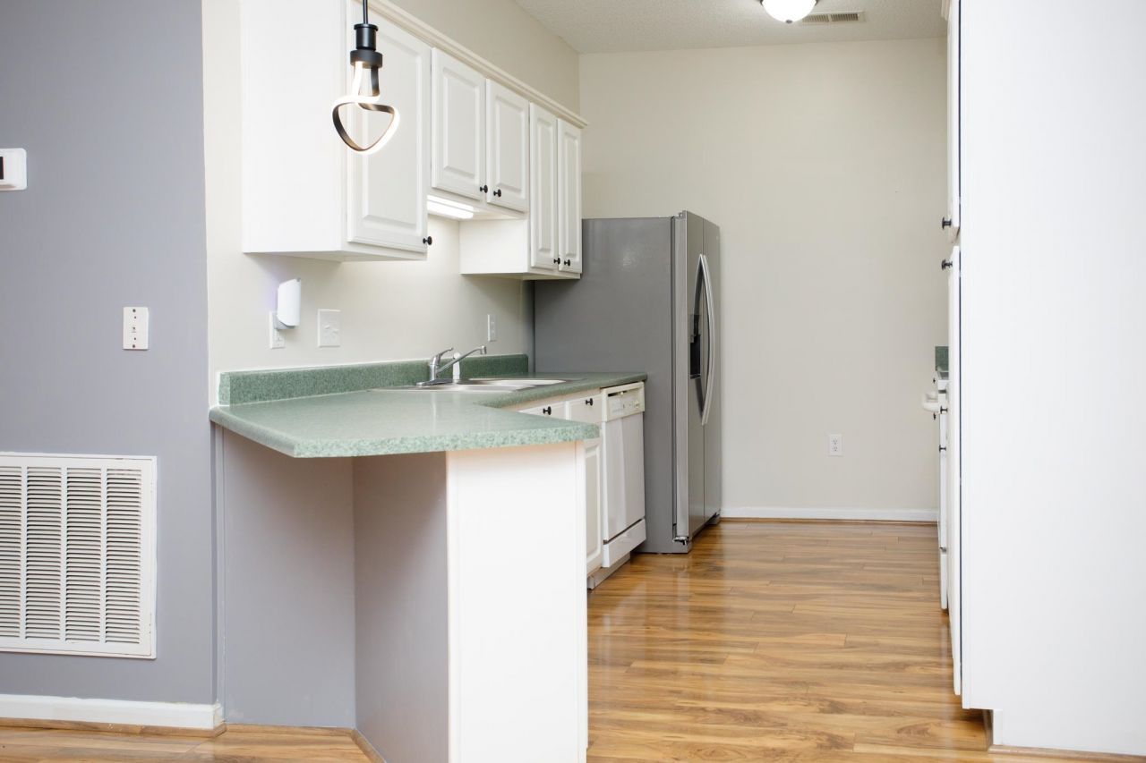 160 Lazy Willow Ln. Photo 8