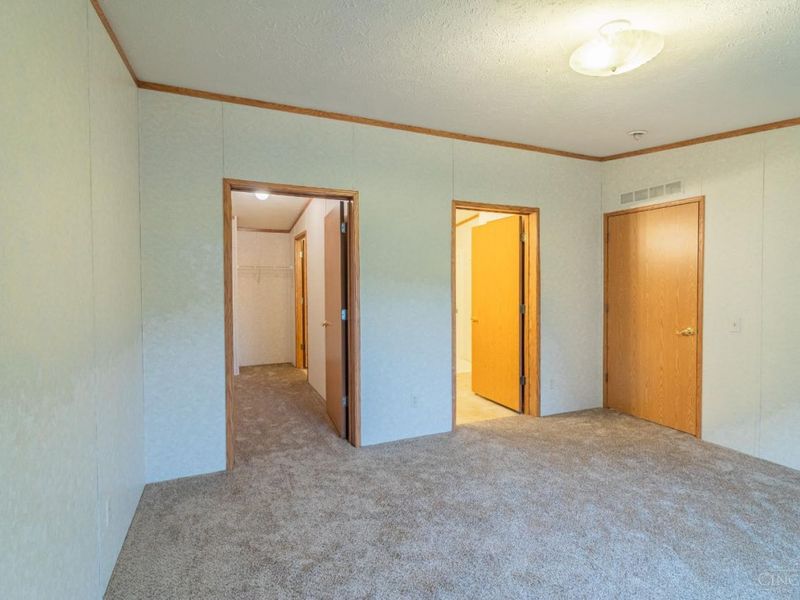 23 N High, Mowrystown, OH 45133 Photo 21