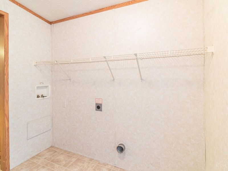 23 N High, Mowrystown, OH 45133 Photo 33