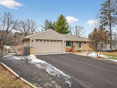 6483 Berkshire Lane N, Maple Grove, MN 55311