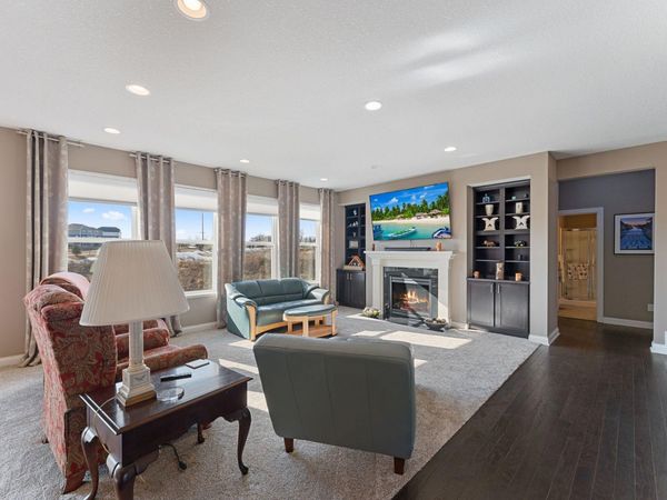 4014 Holasek Path, Chaska, MN 55318