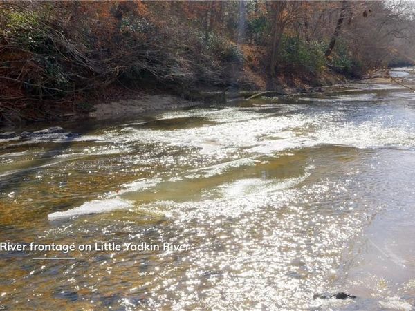 7-8 Roby Fulk Road, Pinnacle, NC 27043