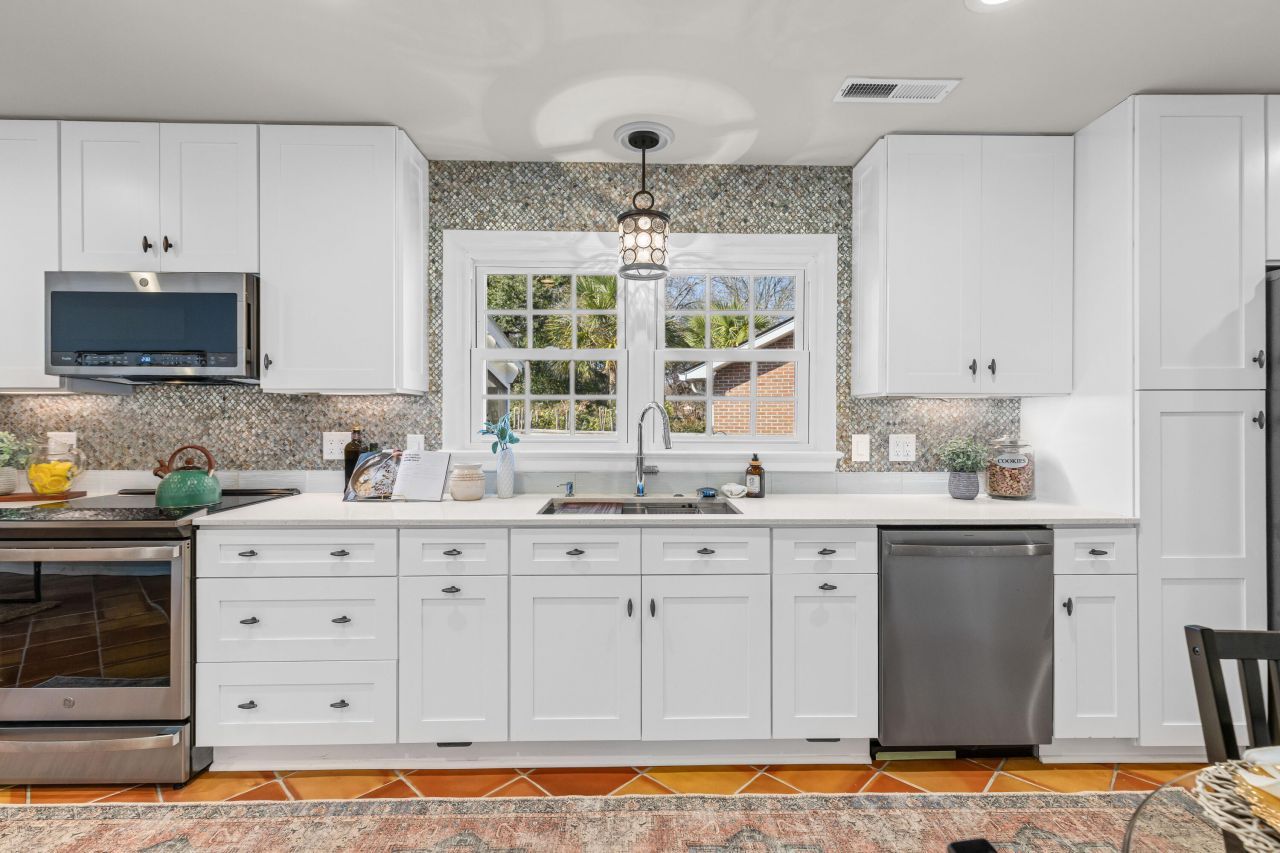 1871 Rugby Lane Photo 12