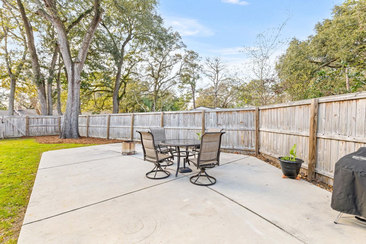 1871 Rugby Lane Photo 23