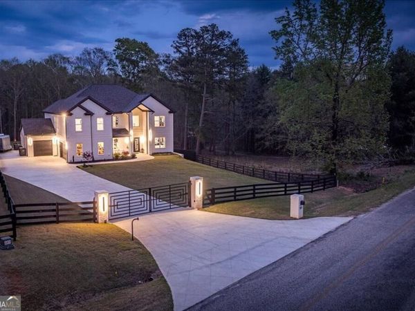 1017 Fleeman Road, Hoschton, GA 30548
