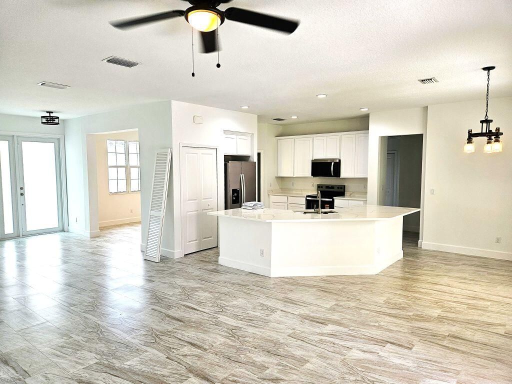 758 SW Mccoy Avenue, Port Saint Lucie, FL 34953 Photo