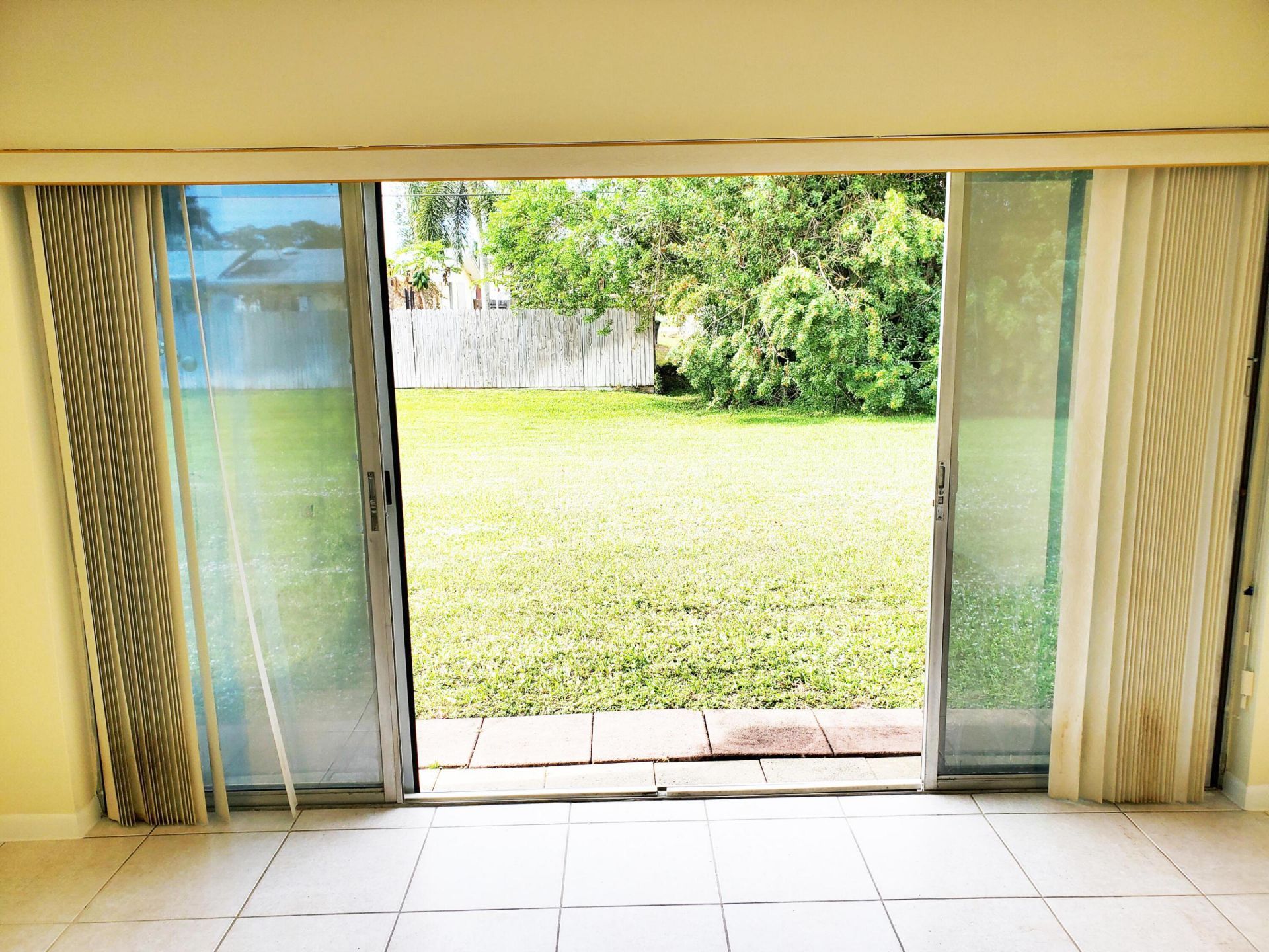 4345 Lucerne Villas Lane, Lake Worth, FL 33467 Photo