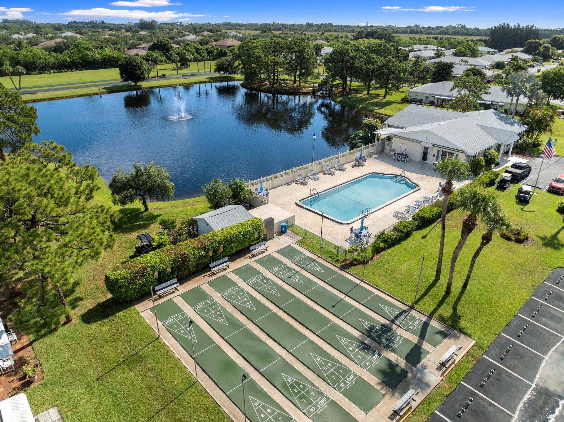 113 Lakes End Drive, Unit D, Fort Pierce, FL 34982 Photo