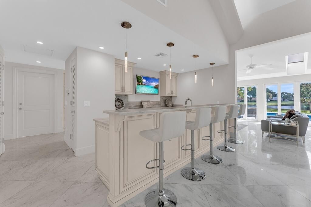 355 Oakview Drive, Delray Beach, FL 33445 Photo