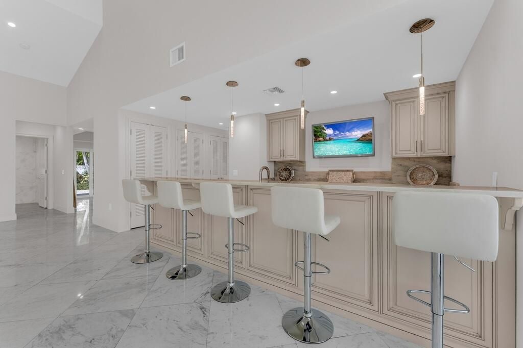 355 Oakview Drive, Delray Beach, FL 33445 Photo