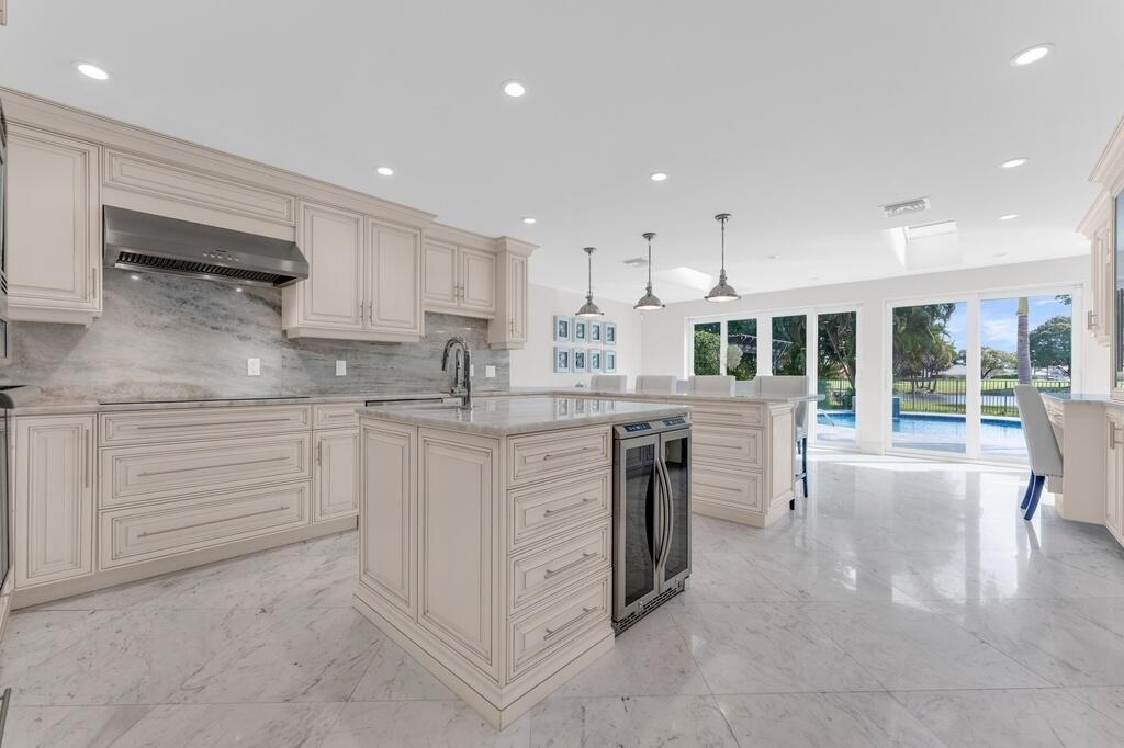 355 Oakview Drive, Delray Beach, FL 33445 Photo