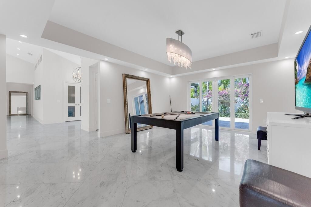 355 Oakview Drive, Delray Beach, FL 33445 Photo