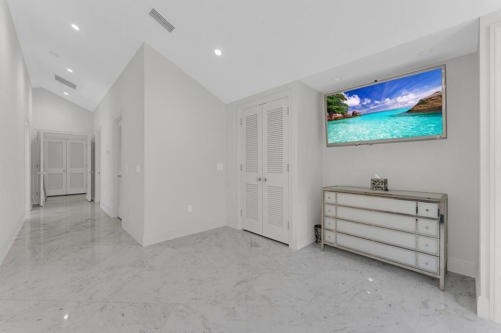 355 Oakview Drive, Delray Beach, FL 33445 Photo