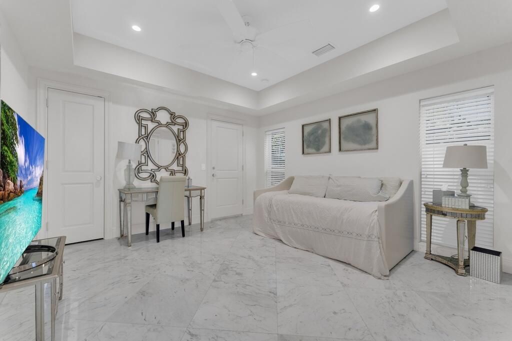 355 Oakview Drive, Delray Beach, FL 33445 Photo