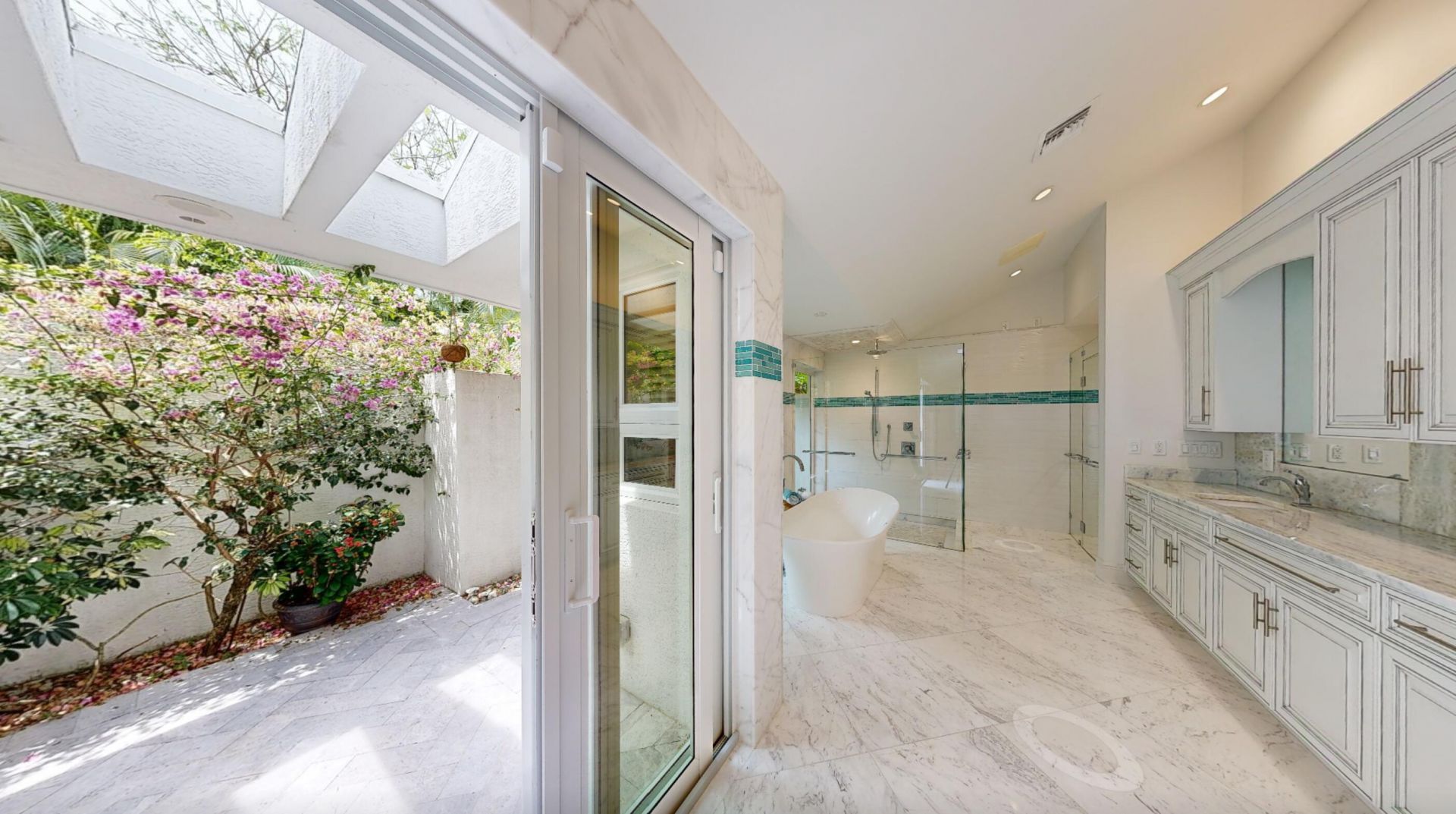 355 Oakview Drive, Delray Beach, FL 33445 Photo