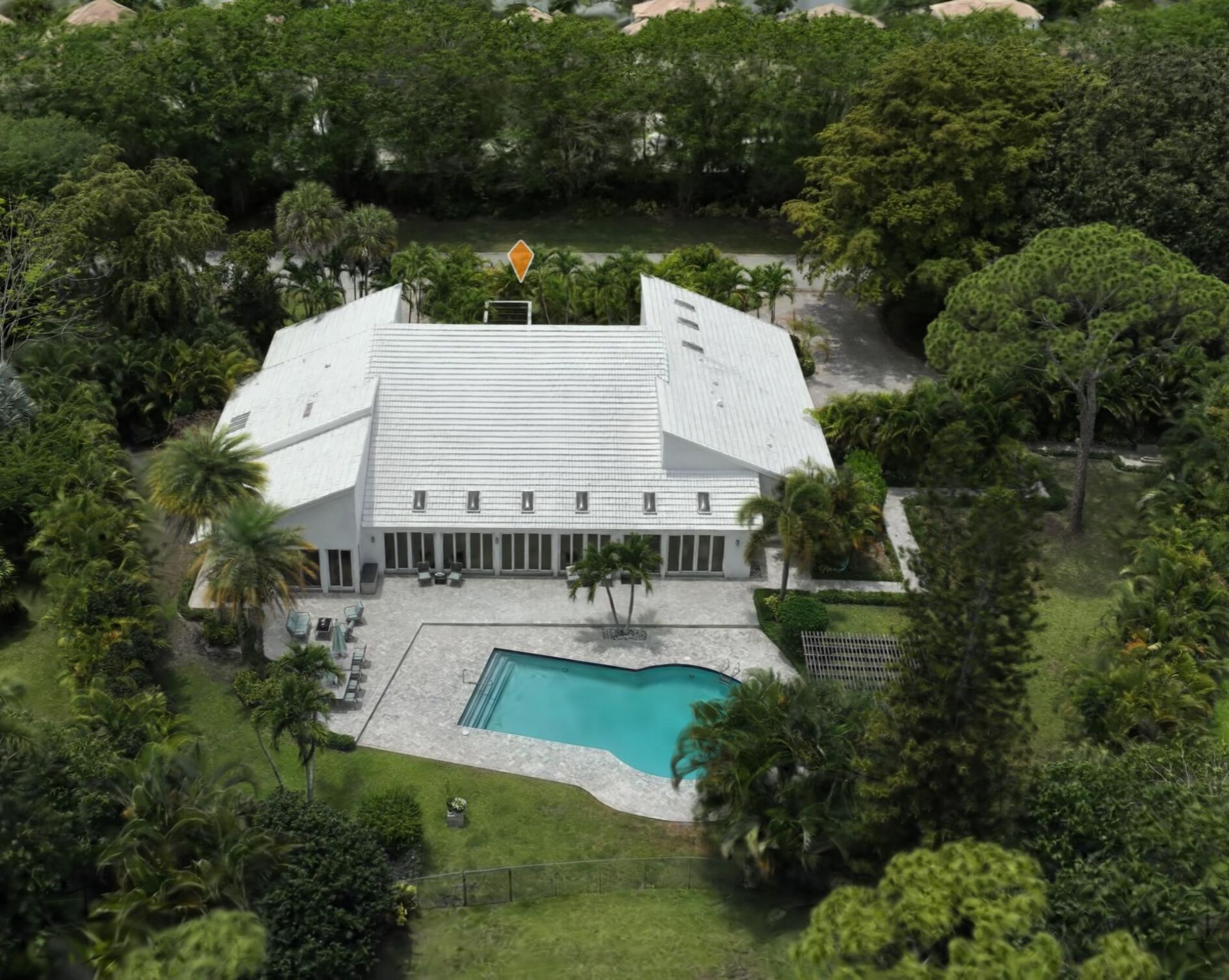 355 Oakview Drive, Delray Beach, FL 33445 Photo