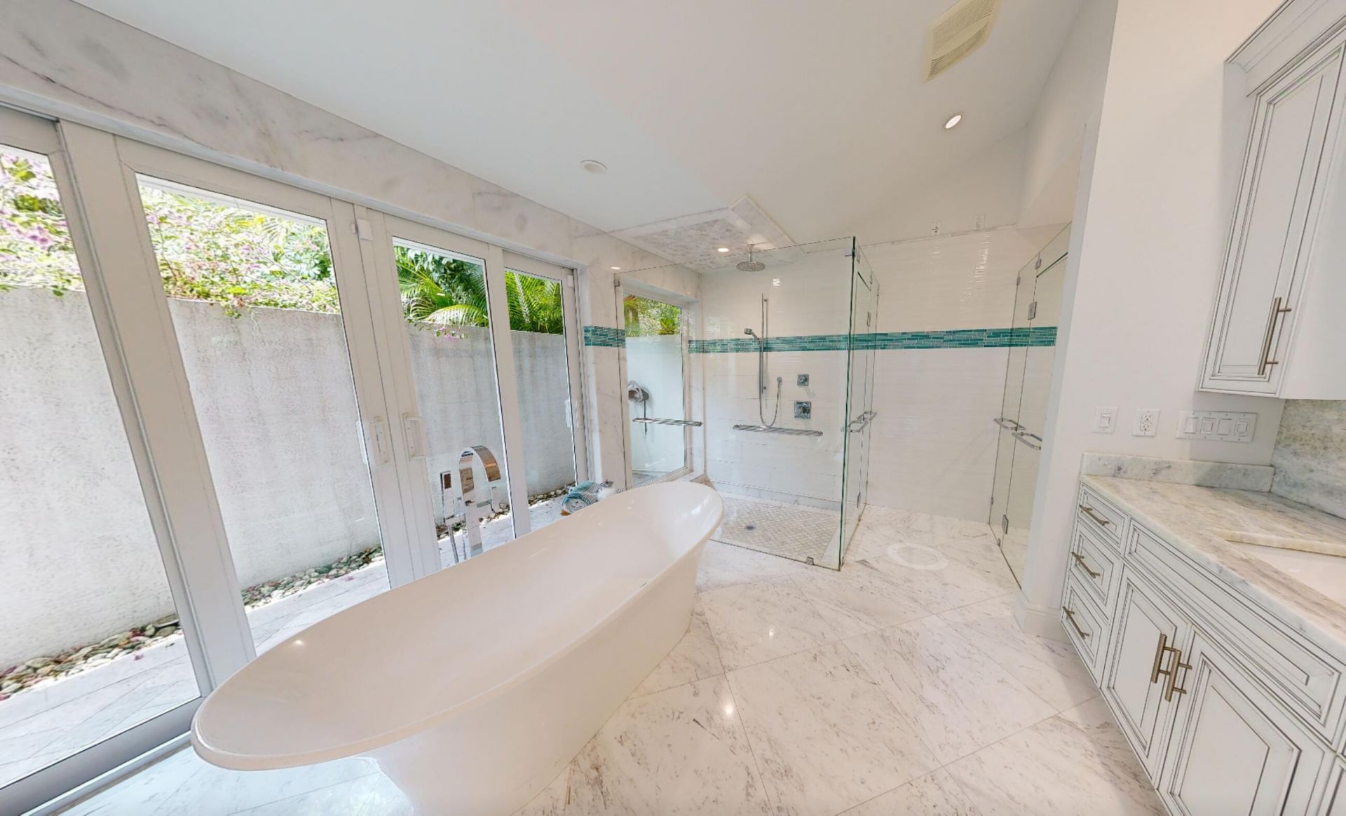 355 Oakview Drive, Delray Beach, FL 33445 Photo