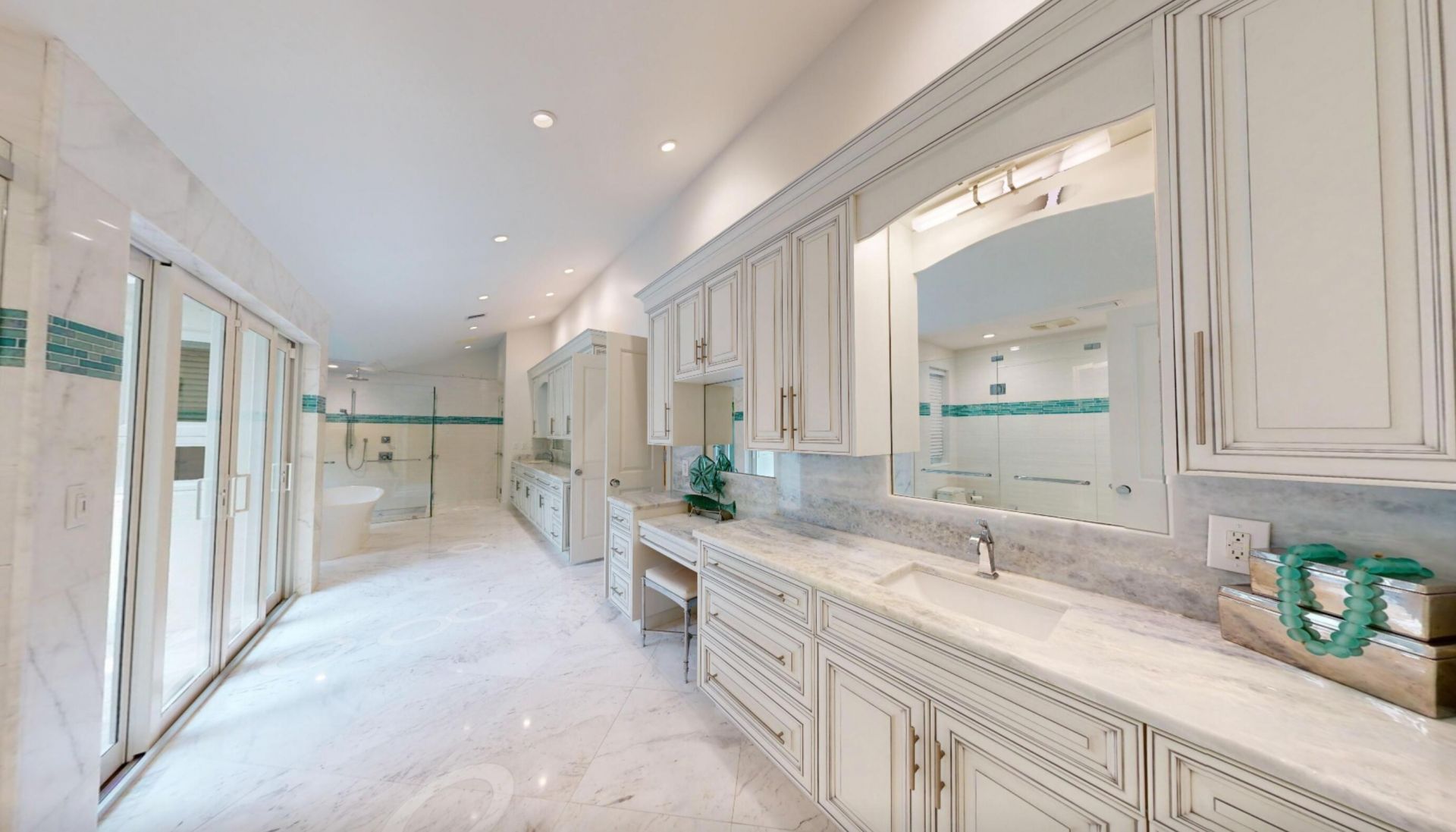 355 Oakview Drive, Delray Beach, FL 33445 Photo