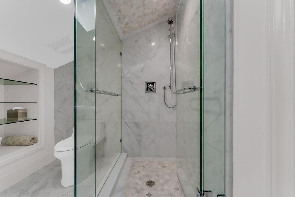 355 Oakview Drive, Delray Beach, FL 33445 Photo