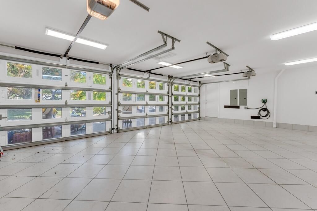 355 Oakview Drive, Delray Beach, FL 33445 Photo