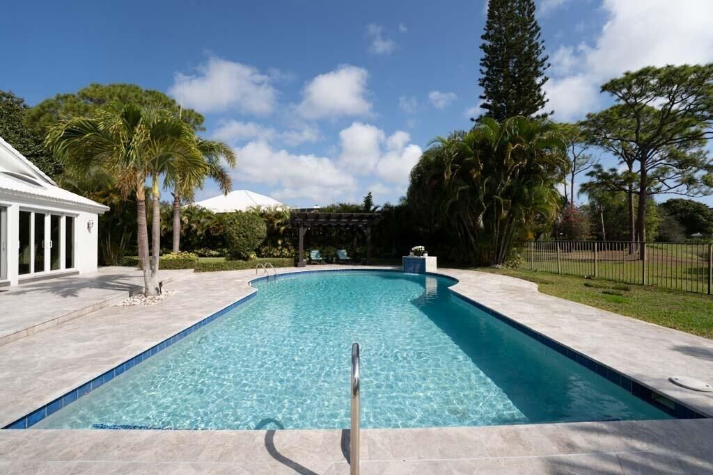 355 Oakview Drive, Delray Beach, FL 33445 Photo