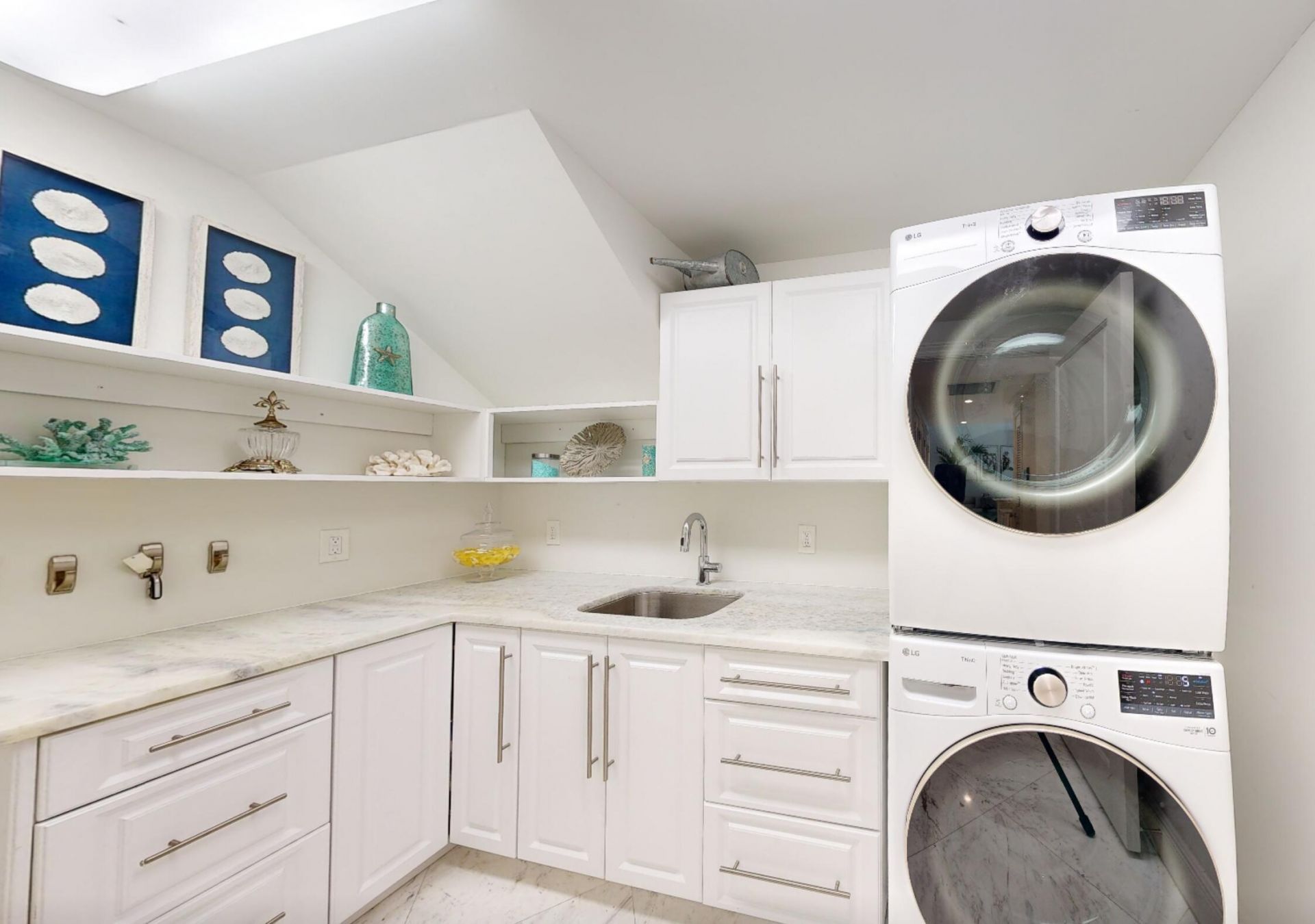 355 Oakview Drive, Delray Beach, FL 33445 Photo