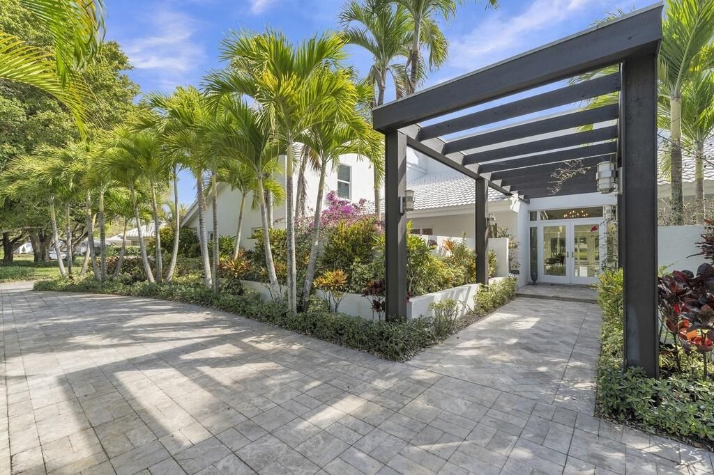355 Oakview Drive, Delray Beach, FL 33445 Photo