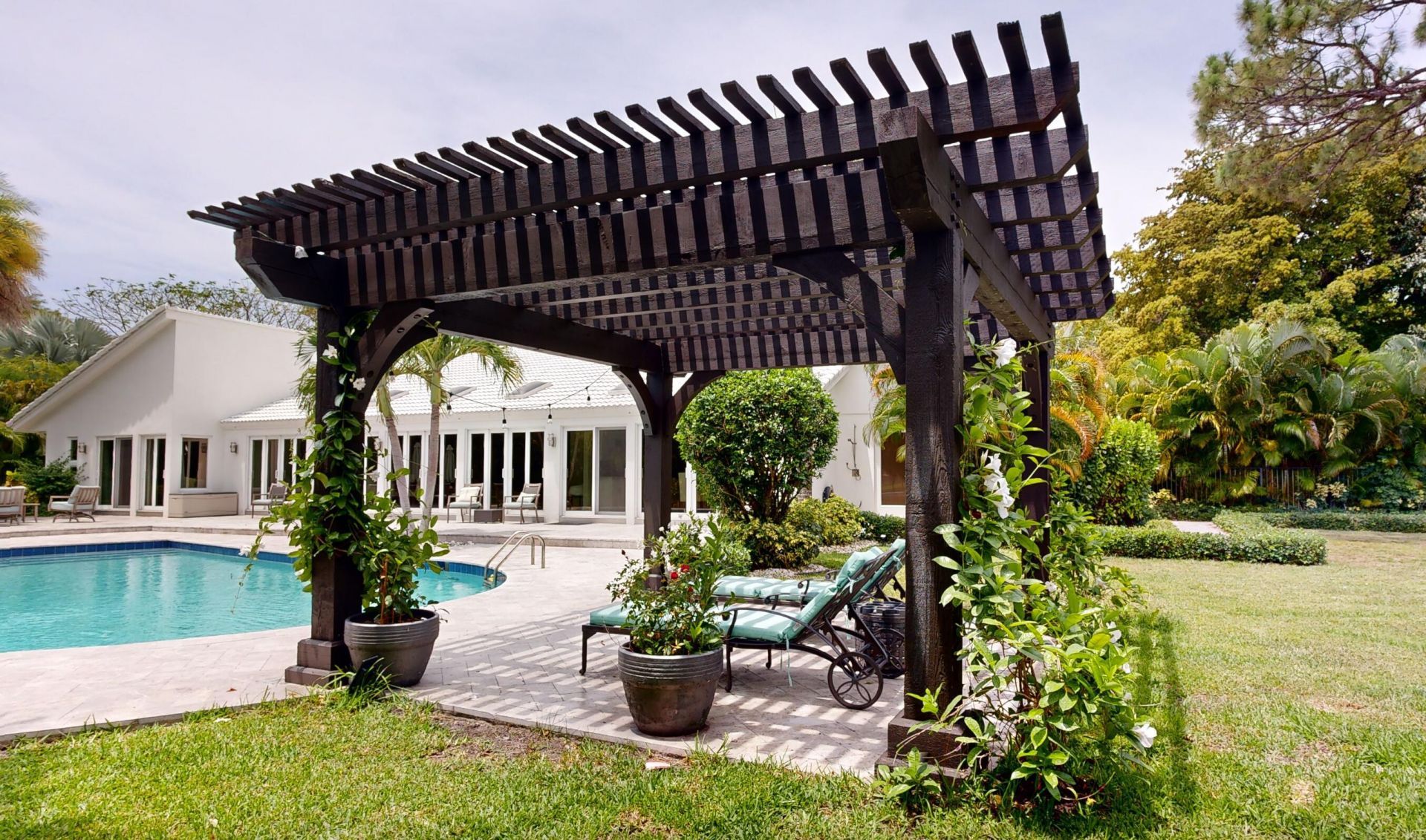 355 Oakview Drive, Delray Beach, FL 33445 Photo