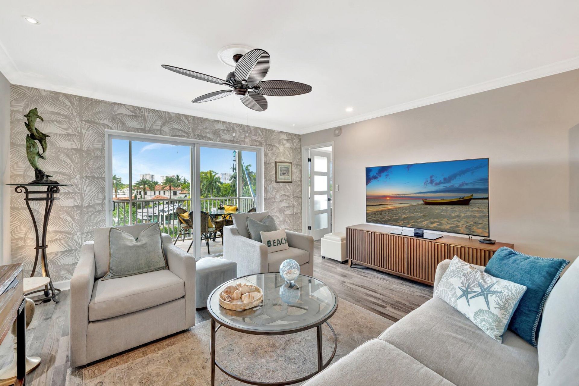 1332 Bayview Drive, Unit 402, Fort Lauderdale, FL 33304 Photo