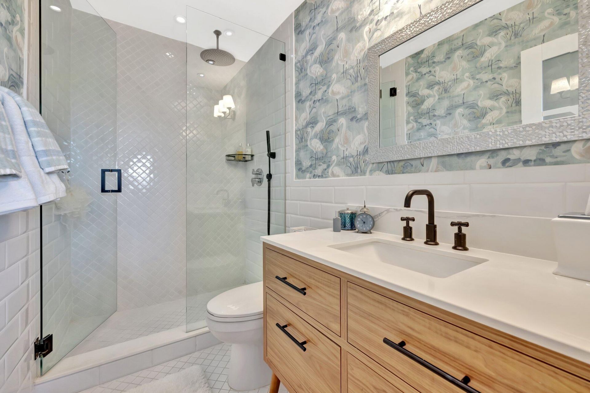 1332 Bayview Drive, Unit 402, Fort Lauderdale, FL 33304 Photo