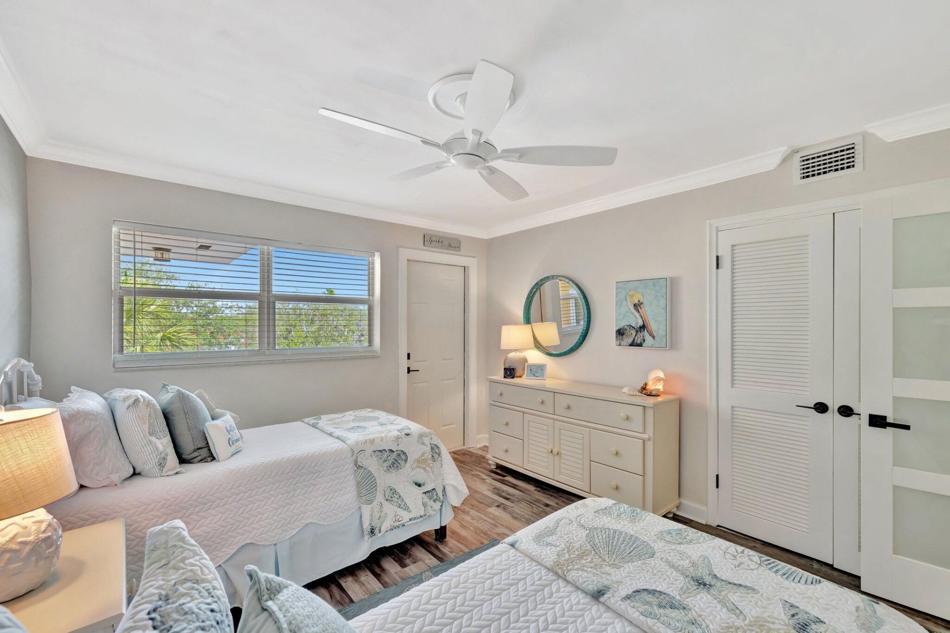 1332 Bayview Drive, Unit 402, Fort Lauderdale, FL 33304 Photo