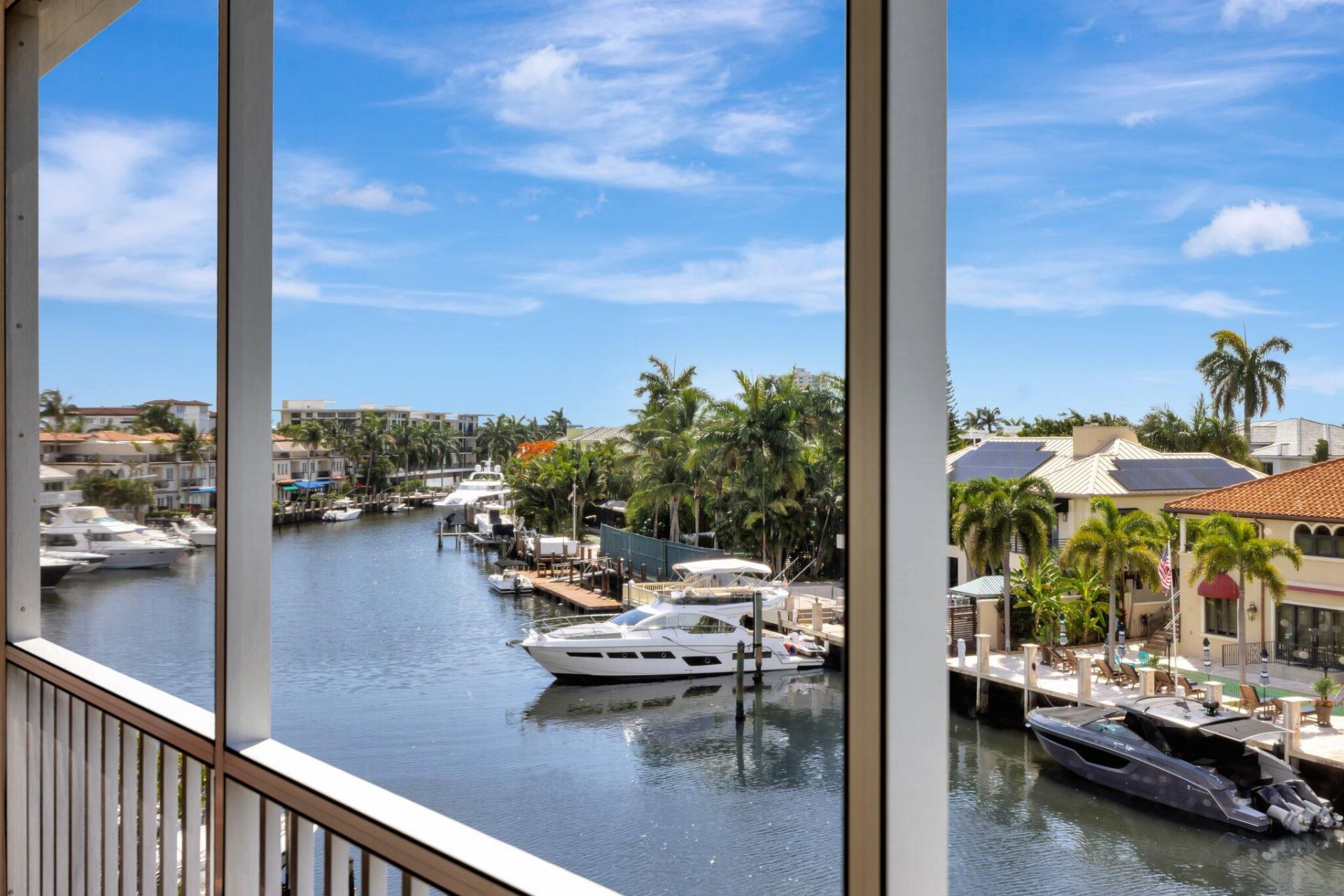 1332 Bayview Drive, Unit 402, Fort Lauderdale, FL 33304 Photo