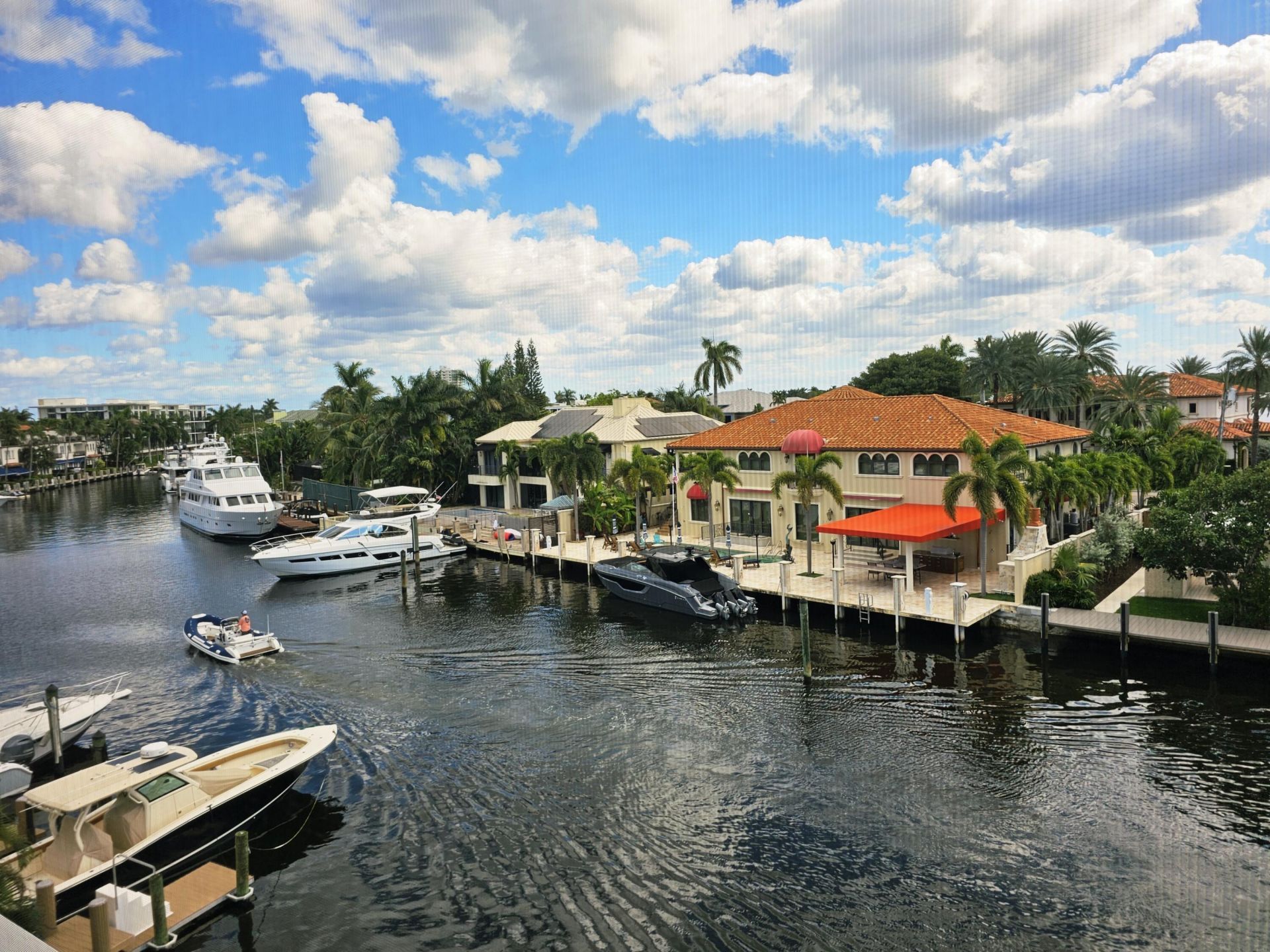 1332 Bayview Drive, Unit 402, Fort Lauderdale, FL 33304 Photo