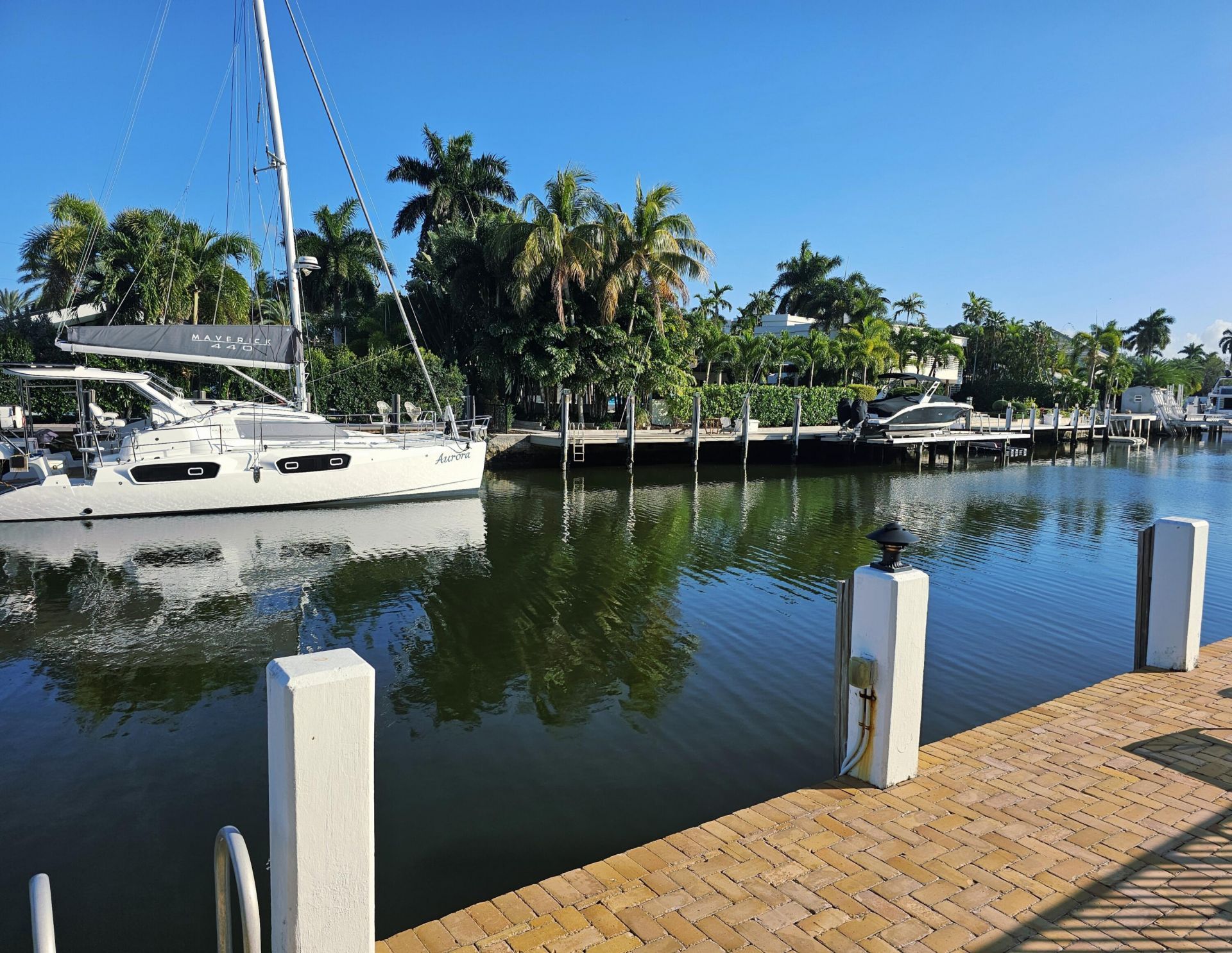 1332 Bayview Drive, Unit 402, Fort Lauderdale, FL 33304 Photo