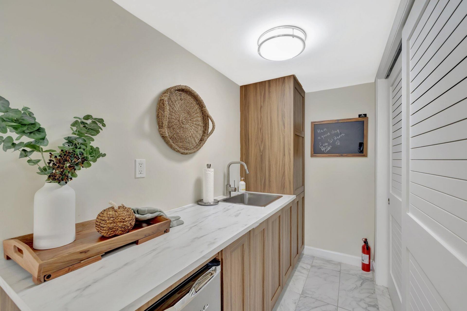 1332 Bayview Drive, Unit 402, Fort Lauderdale, FL 33304 Photo