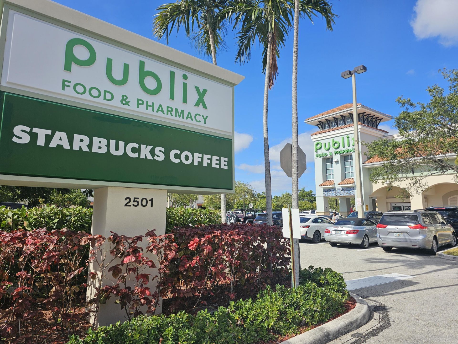 1332 Bayview Drive, Unit 402, Fort Lauderdale, FL 33304 Photo