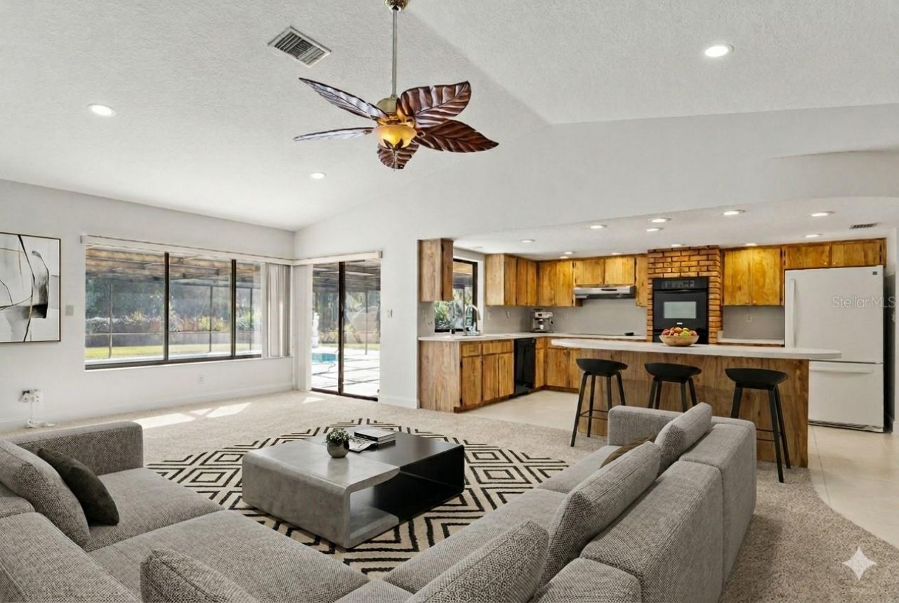 10206 Lakeview Drive , New Port Richey, FL 34654 Photo