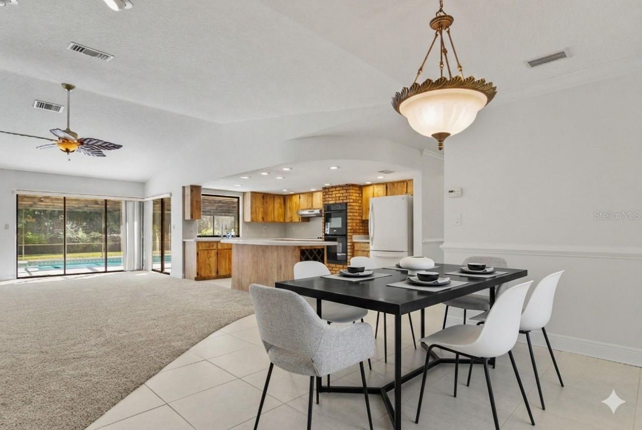 10206 Lakeview Drive , New Port Richey, FL 34654 Photo