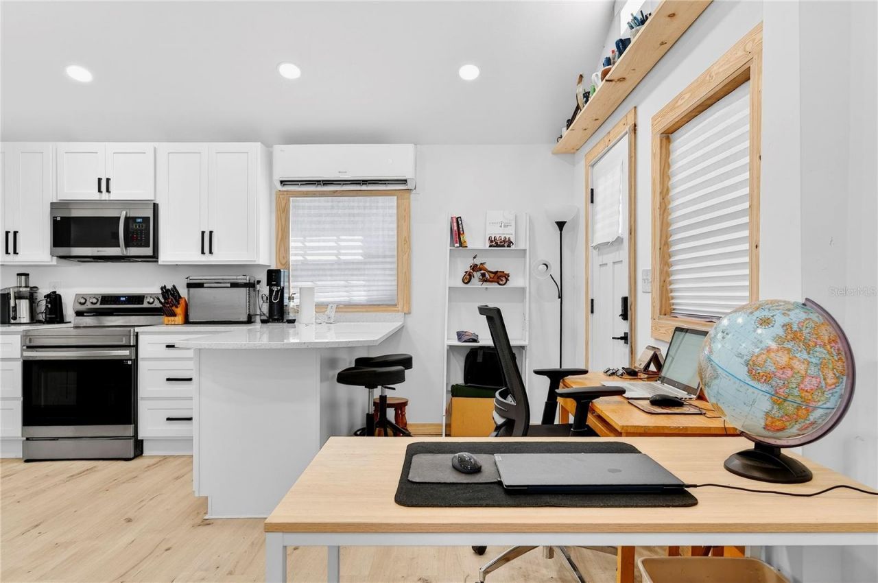 607 Jefferson Street, New Smyrna Beach, FL 32168 Photo