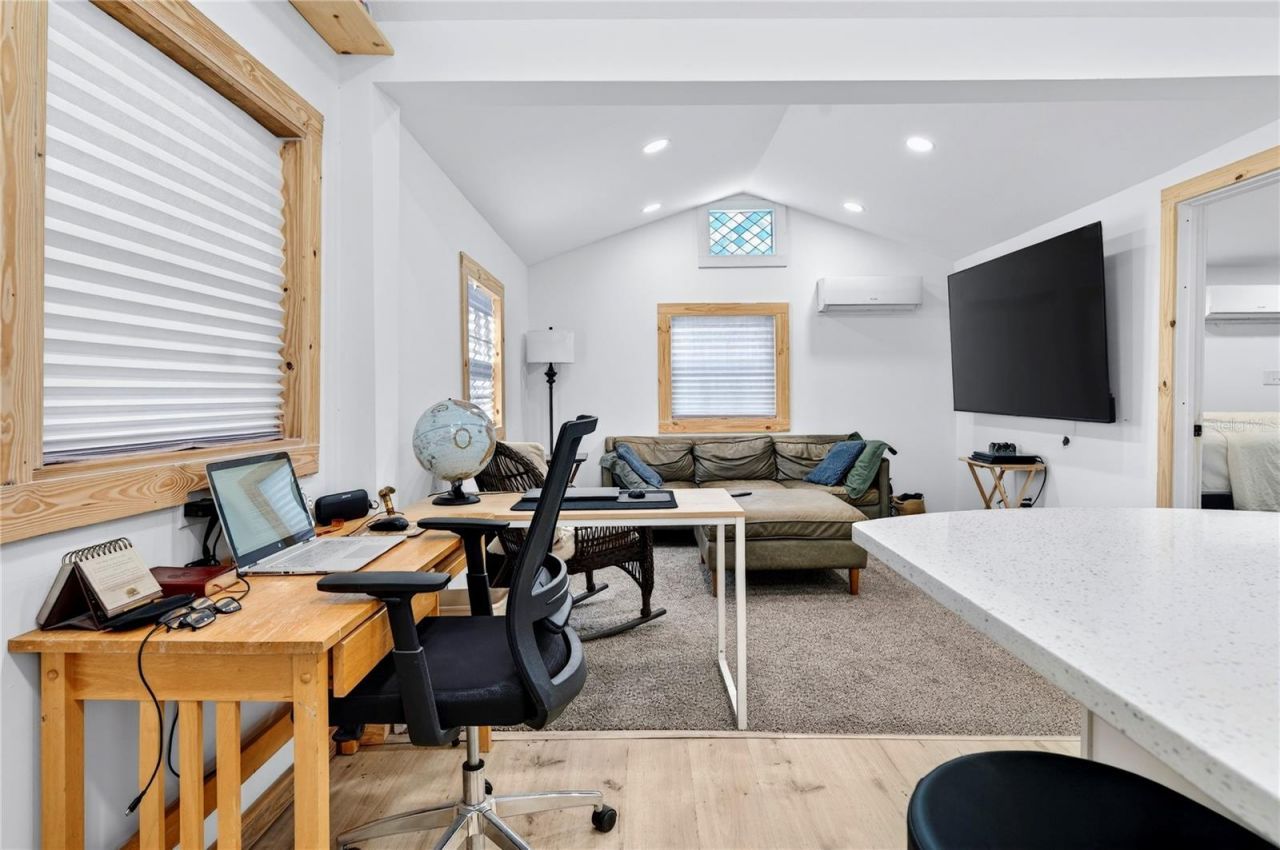 607 Jefferson Street, New Smyrna Beach, FL 32168 Photo