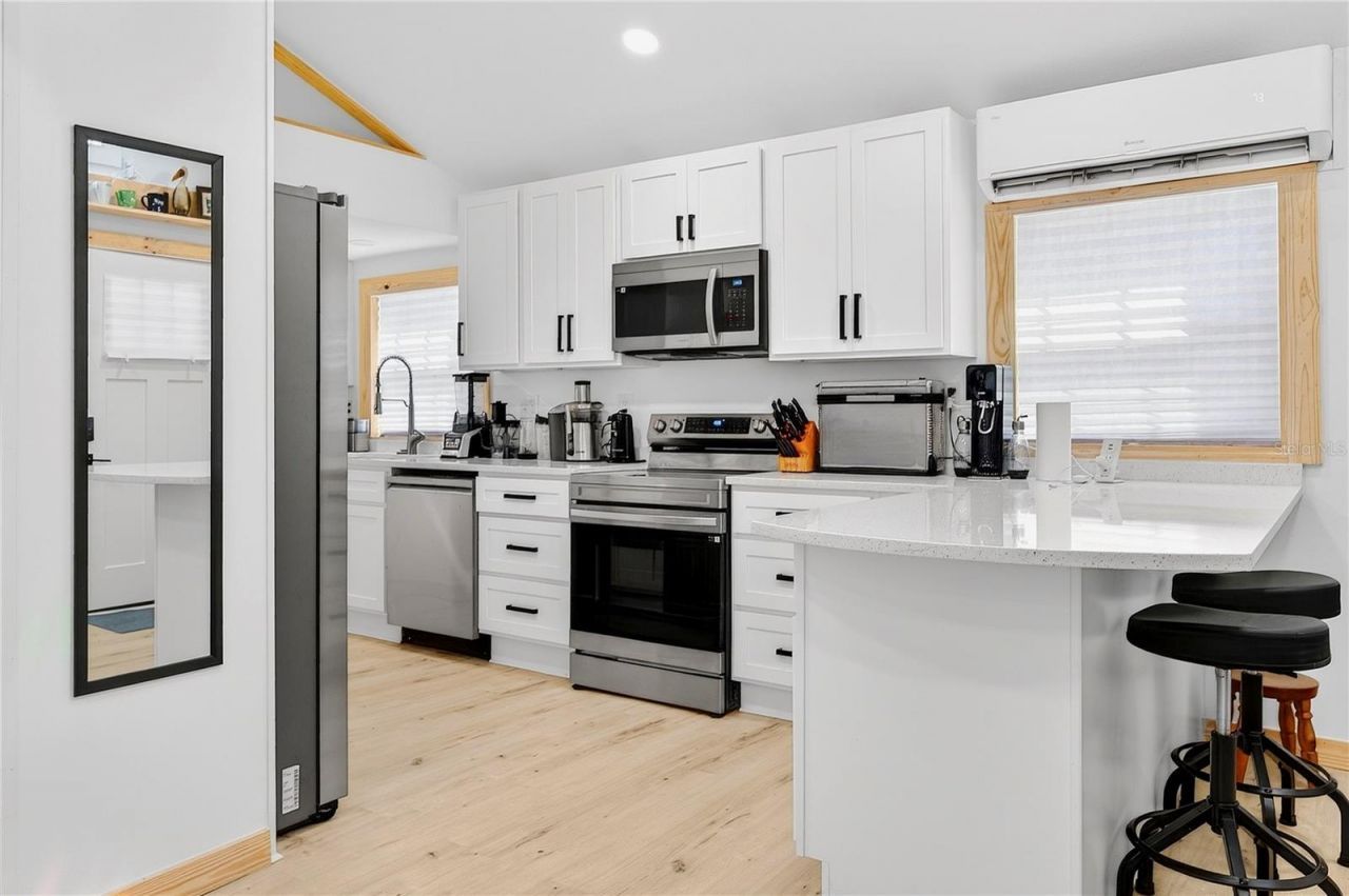 607 Jefferson Street, New Smyrna Beach, FL 32168 Photo