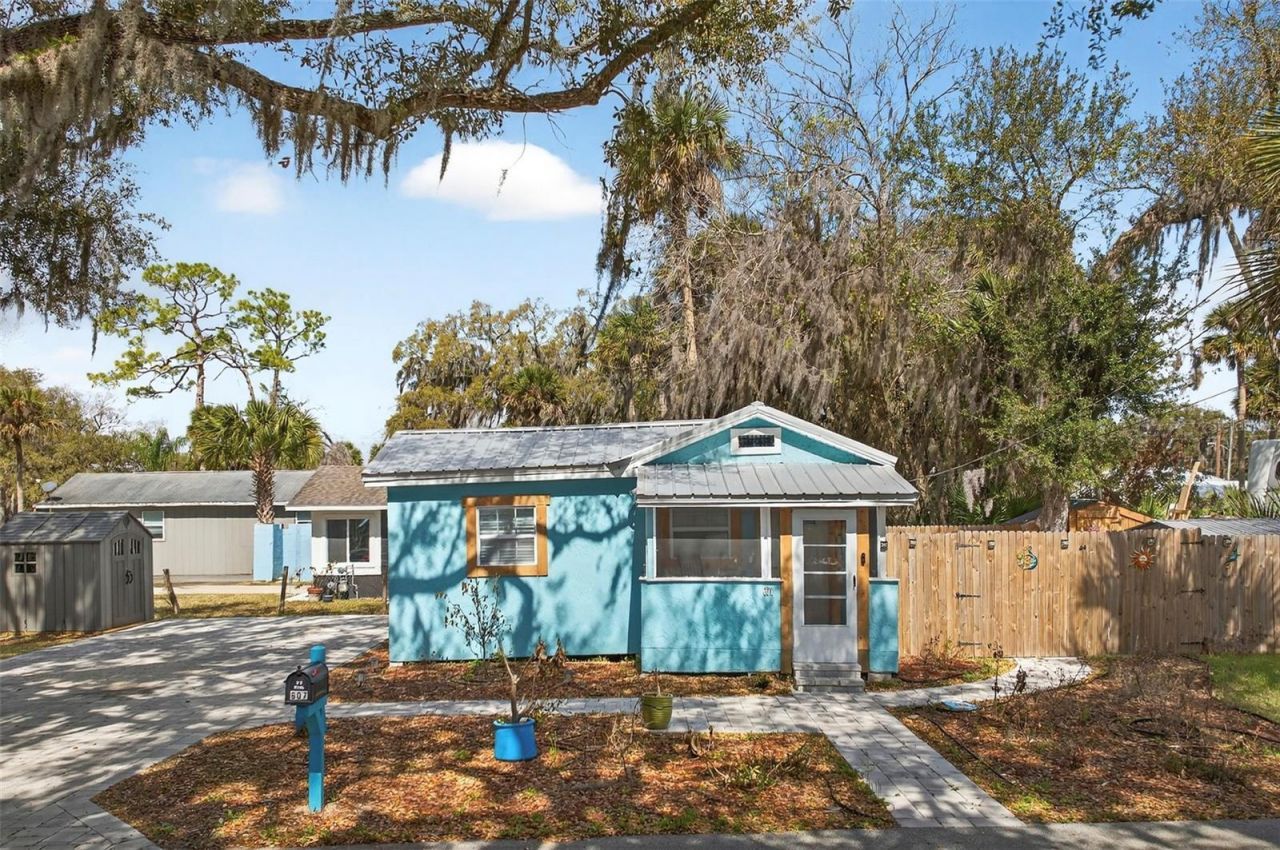 607 Jefferson Street, New Smyrna Beach, FL 32168 Photo