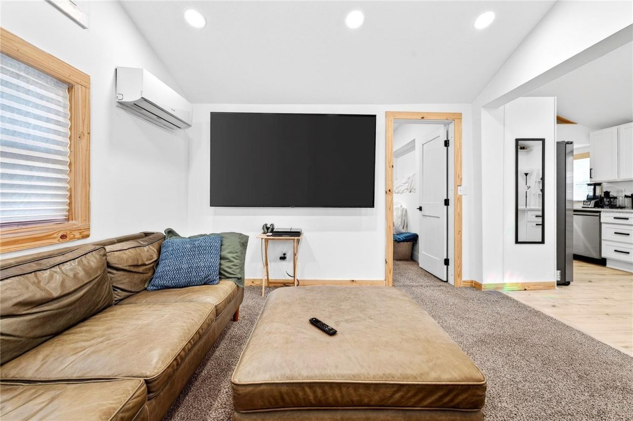 607 Jefferson Street, New Smyrna Beach, FL 32168 Photo