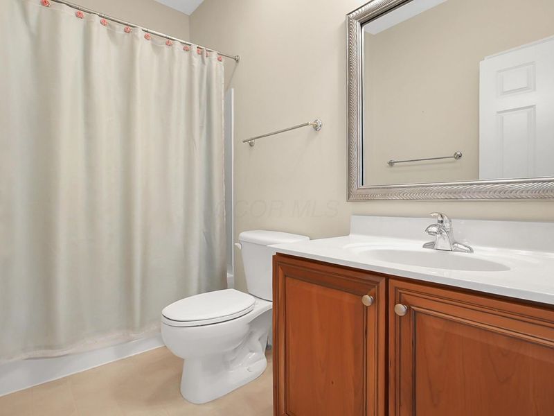 6204 Marias Point Lane , Columbus, OH 43213 Photo 19